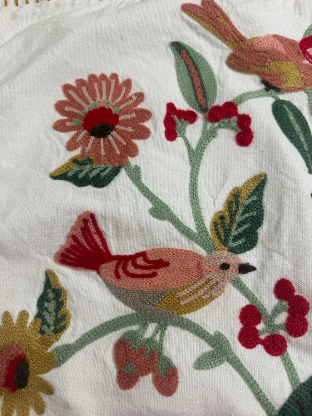 Nina Home Decorative Pillow Cover in Res Bird Embroidery White with Gold Trim